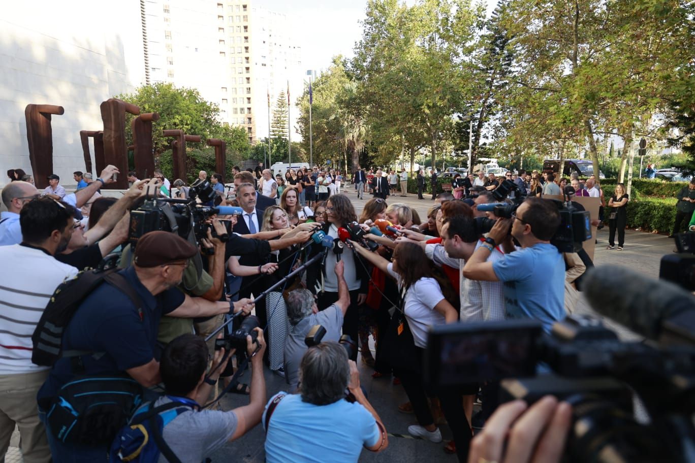 Mónica Oltra a su llegada a la Ciudad de la Justicia