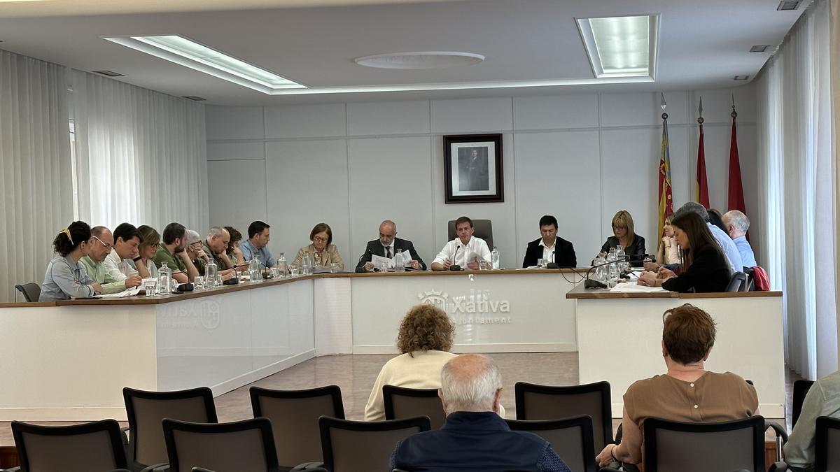 Imagen del pleno municipal de marzo del Ayuntamiento de Xàtiva.