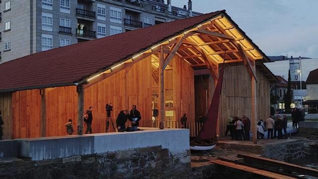 La fachada marítima de los astilleros, el día de la inauguración. | SANTOS ÁLVAREZ