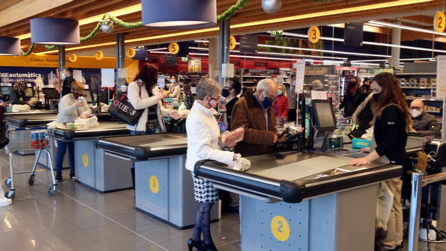 Les caixes del supermercat Esclat de Figueres