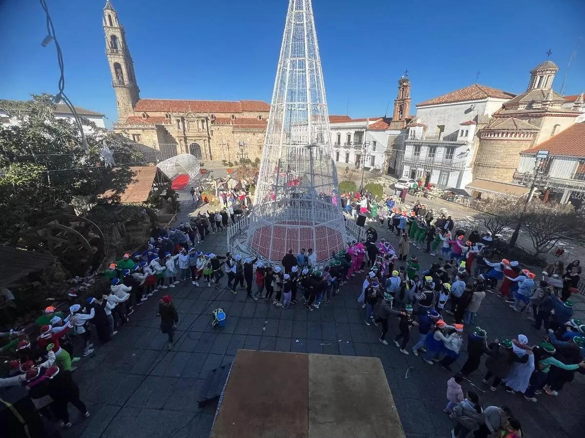 Participantes en Los Juegos del Frío de Hinojosa del Duque el año pasado.