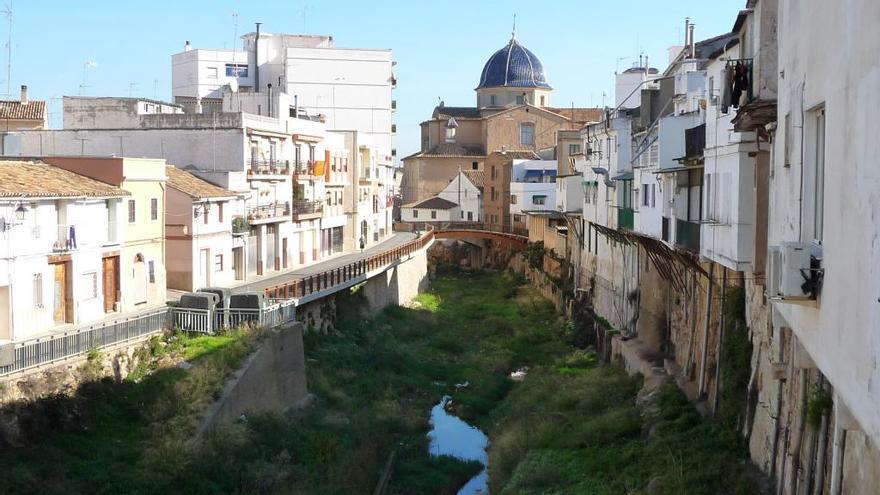 Chiva reurbanizará el barranco para hacerlo transitable