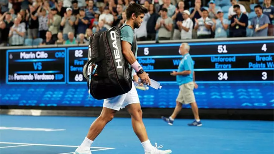 Verdasco comete doble falta en un punto de partido