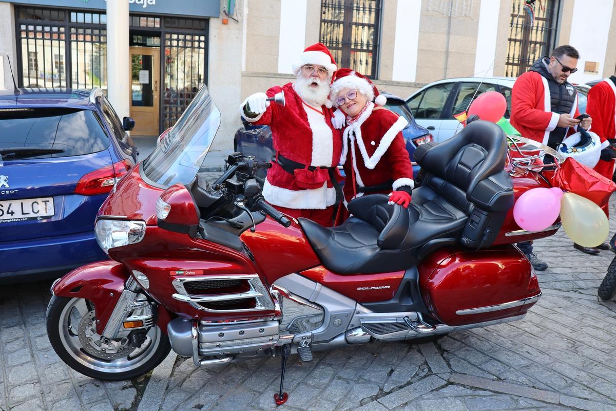 Fotogalería | Así fue la 'Papanoleada' motera de Arroyo de la Luz