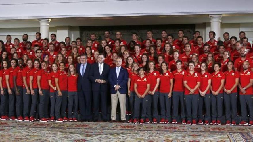 Rajoy anima al equipo olímpico a no rendirse nunca