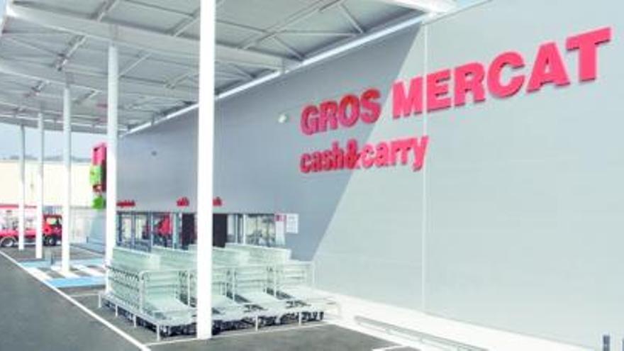 Un dels cash&amp;carry Gros Mercat de Miquel Alimentació