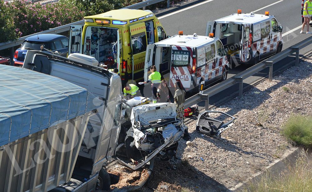 Accidente múltiple en Cieza con al menos dos muertos