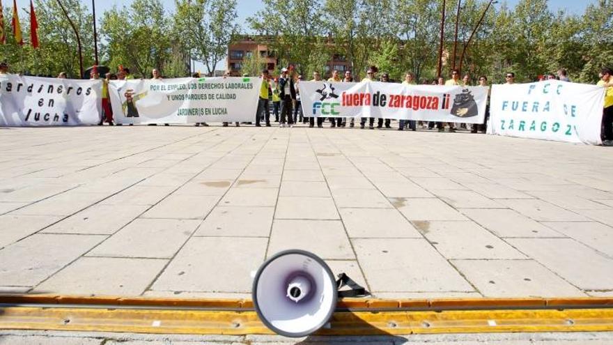 FCC invita a la plantilla del bus a encabezar la marcha