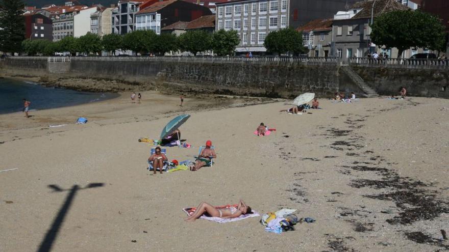 Anduxía pide a Portos un trasvase de arena en Pescadoira y la reversión de la playa