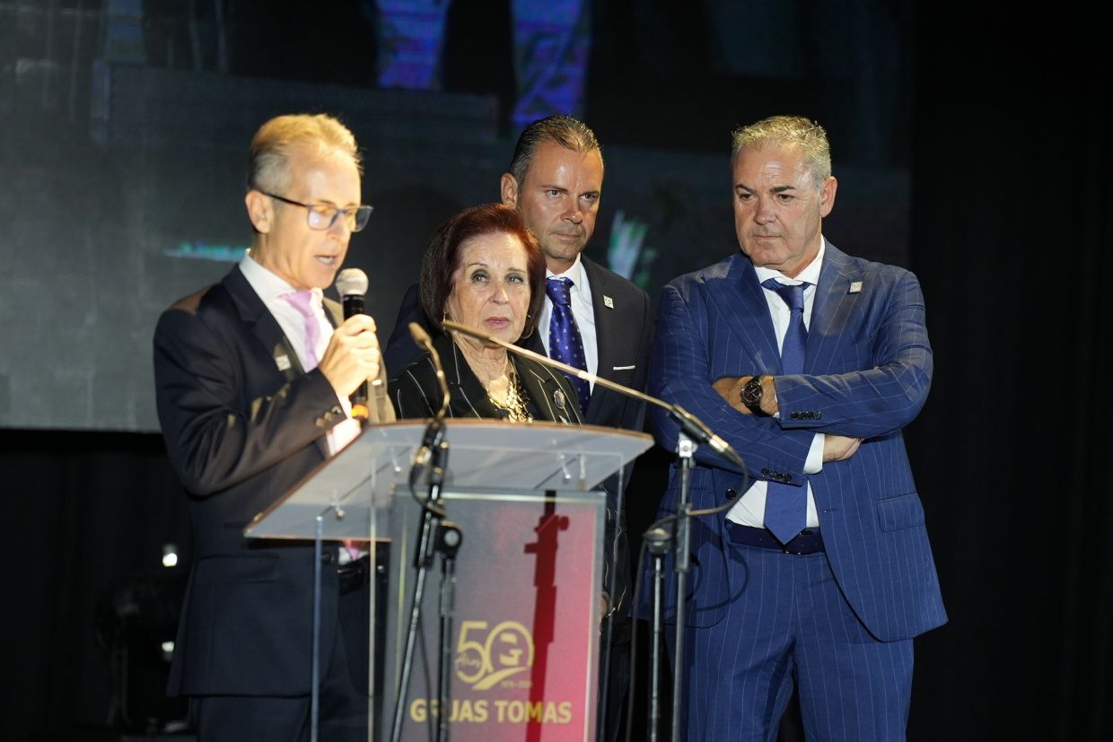 Galería de fotos de la gala del 50º aniversario de Grúas Tomás en Vila-real