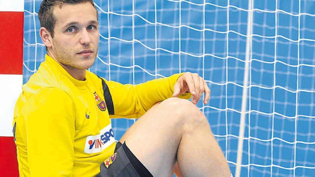 Víctor Tomás, jugador del Barça, ganó la medalla de bronce formando parte del equipo de balonmano en Pekín 2008 con 23 años