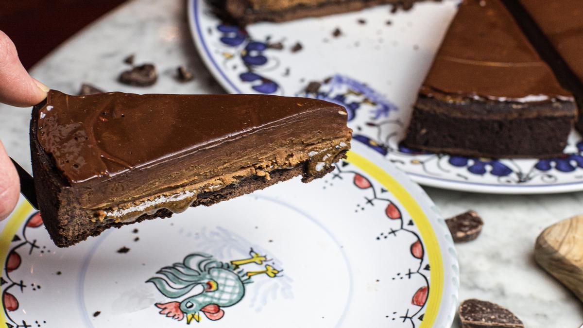 Así es la tarta de chocolate baja en calorías y sin necesidad de horno