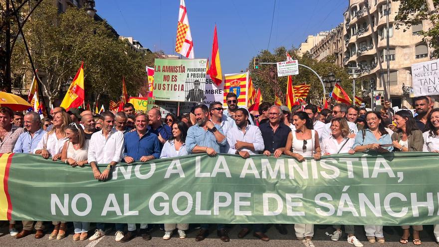 Antelo en Barcelona: &quot;Aquellos que no respetan el orden constitucional deben de ser ilegalizados&quot;