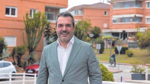 El empresario alicantino y CEO de Goya Real Estate, Sergio Vidal, en las instalaciones de The Comm, el senior living de la compañía en LAlfàs del PI.