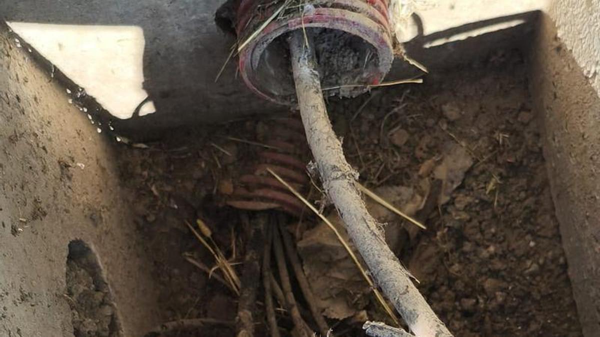 Arqueta en la que se produjo uno de los robos de cable de cobre.