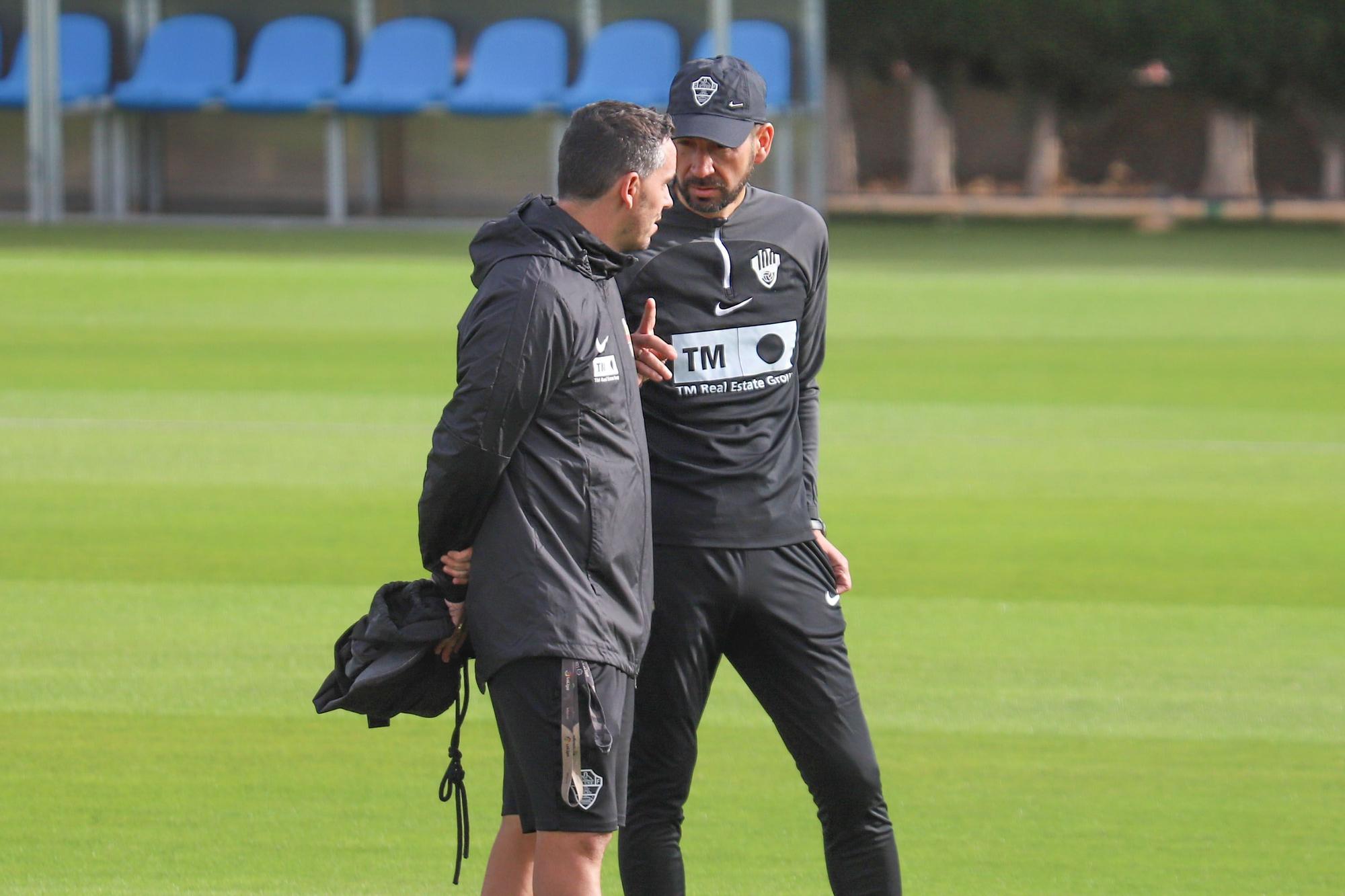 Primer entrenamiento de Machín como entrenador del Elche CF