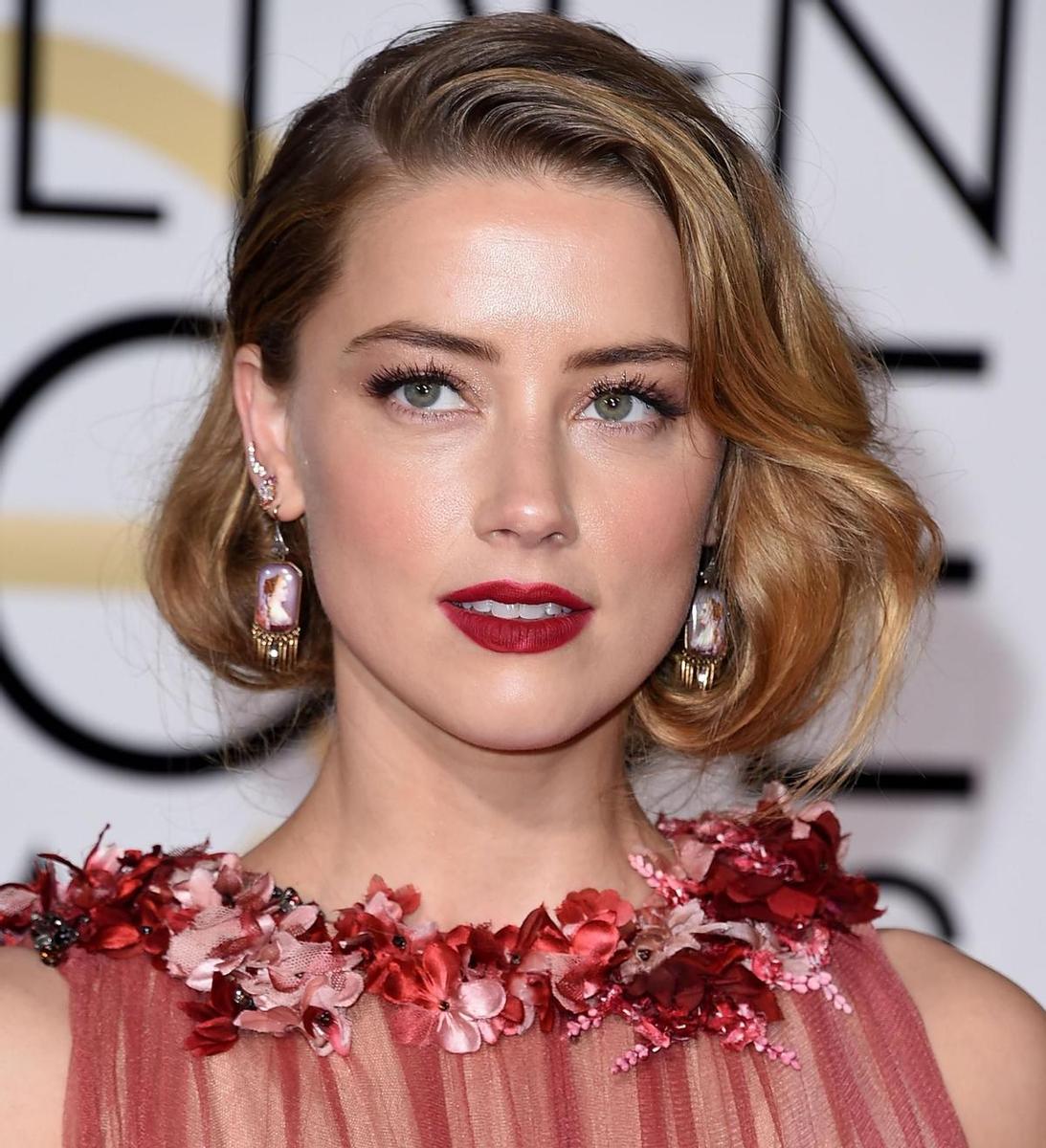 Los mejores 'beauty looks' de los Globos de Oro: Amber Heard