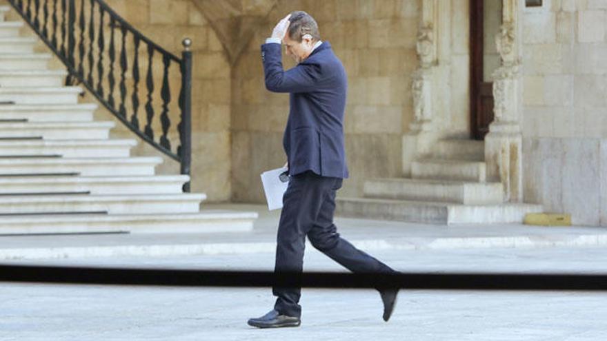 Jaume Matas llegando hoy a la Audiencia de Palma.