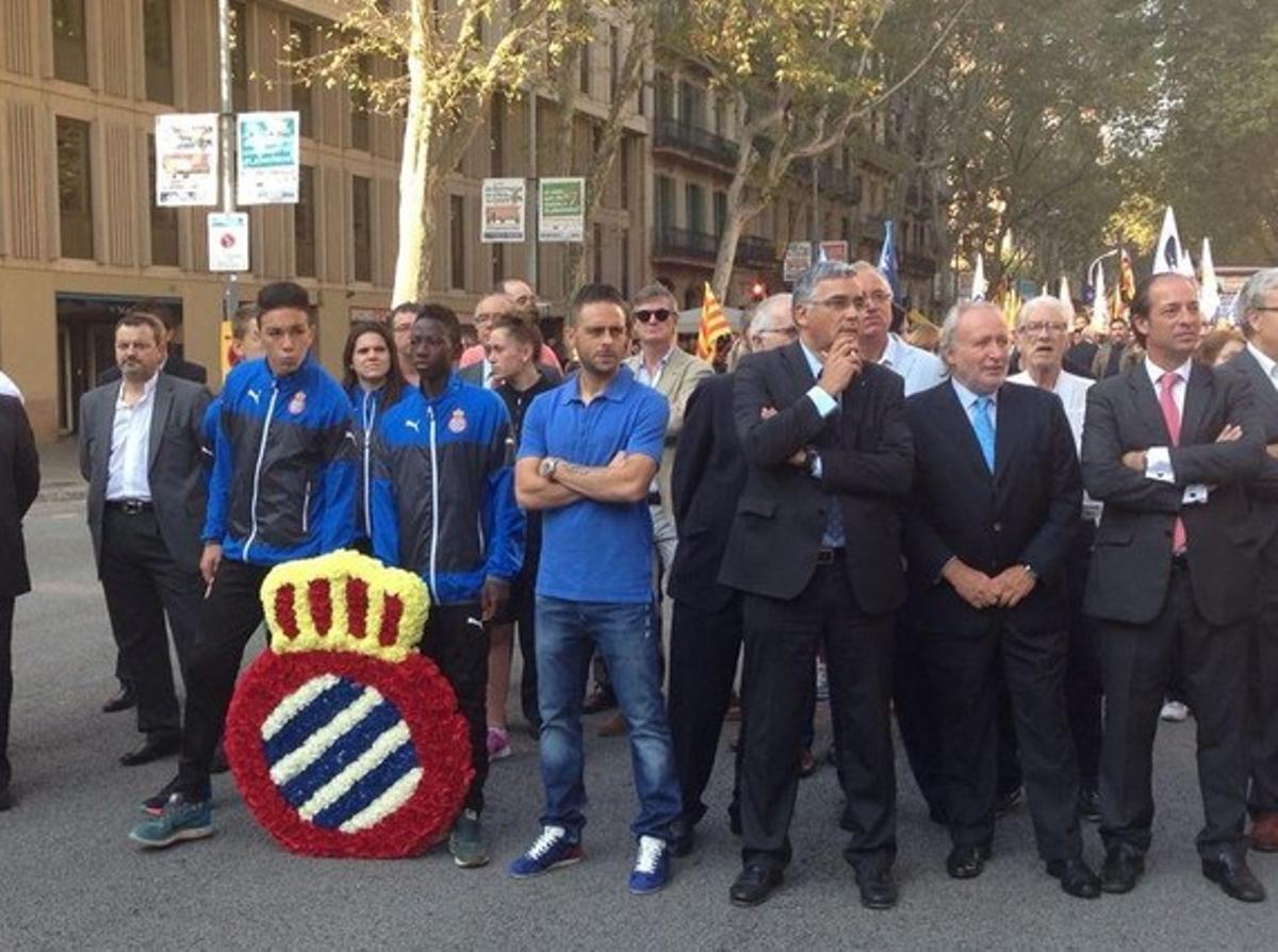 El Espanyol se ha presentado con los cuatro capitanes del primer equipo.