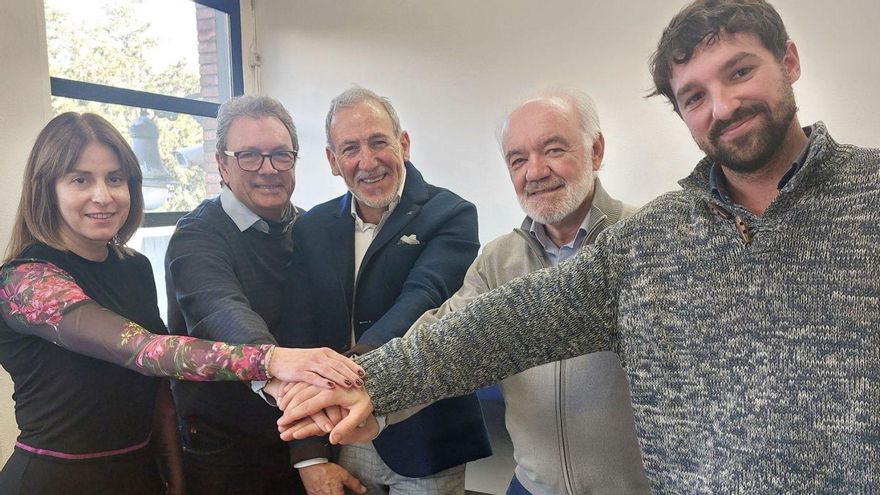 Glòria Muixí, Salvador Relat, Esteve Pintó, Francesc 
Archs i Ferran Soler | ENRIC BADIA