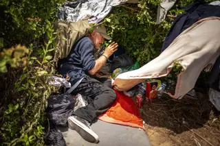 Coriolano, vecino de Tenerife que duerme fuera del Hospital del Sur