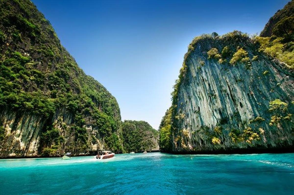 Maya Bay Phi Phi