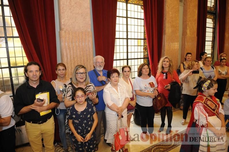 Mejores trajes de huertana y huertano del 'photocall' del Bando de la Huerta de Salzillo Tea and Coffee