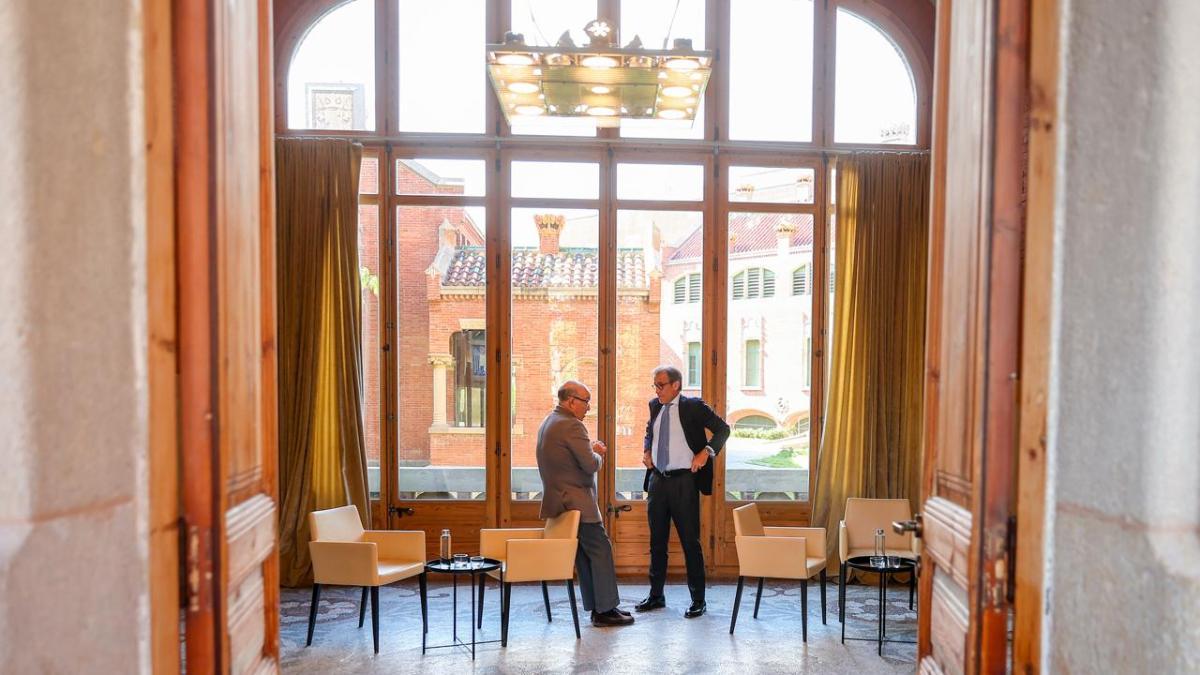 Carmelo Ezpeleta y Pau Relat, en el recinto modernista Sant Pau