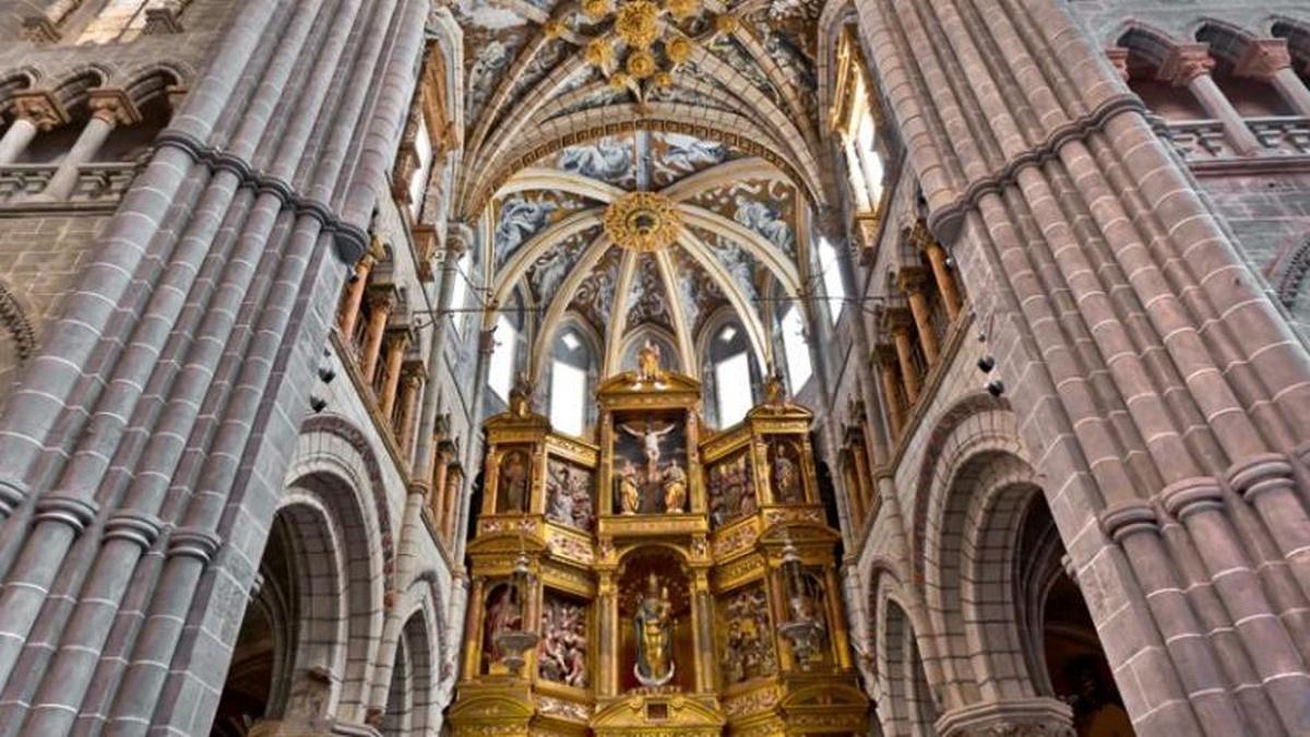 La Catedral de Santa María de la Huerta, conocida como 'la Capilla Sixtina del Renacimiento Español', es el eje de esta nueva ruta turística de otoño.