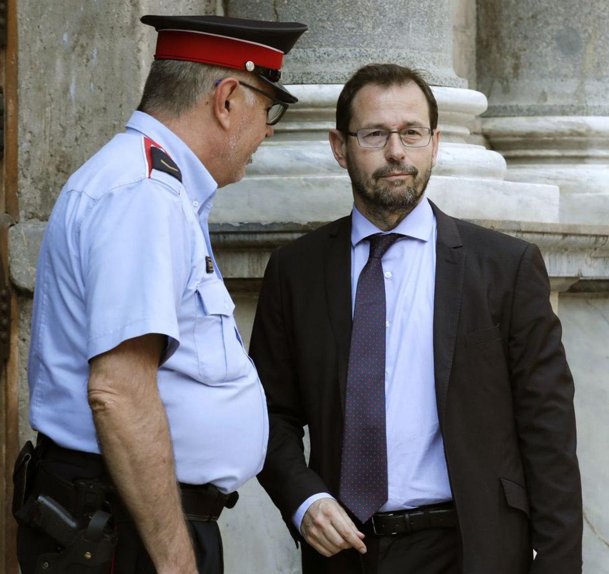 Un jutge investiga des del 2023 informació que Leire Díez va oferir per atacar el fiscal Un jutge investiga des del 2023 informació que Leire Díez va oferir per atacar el fiscal