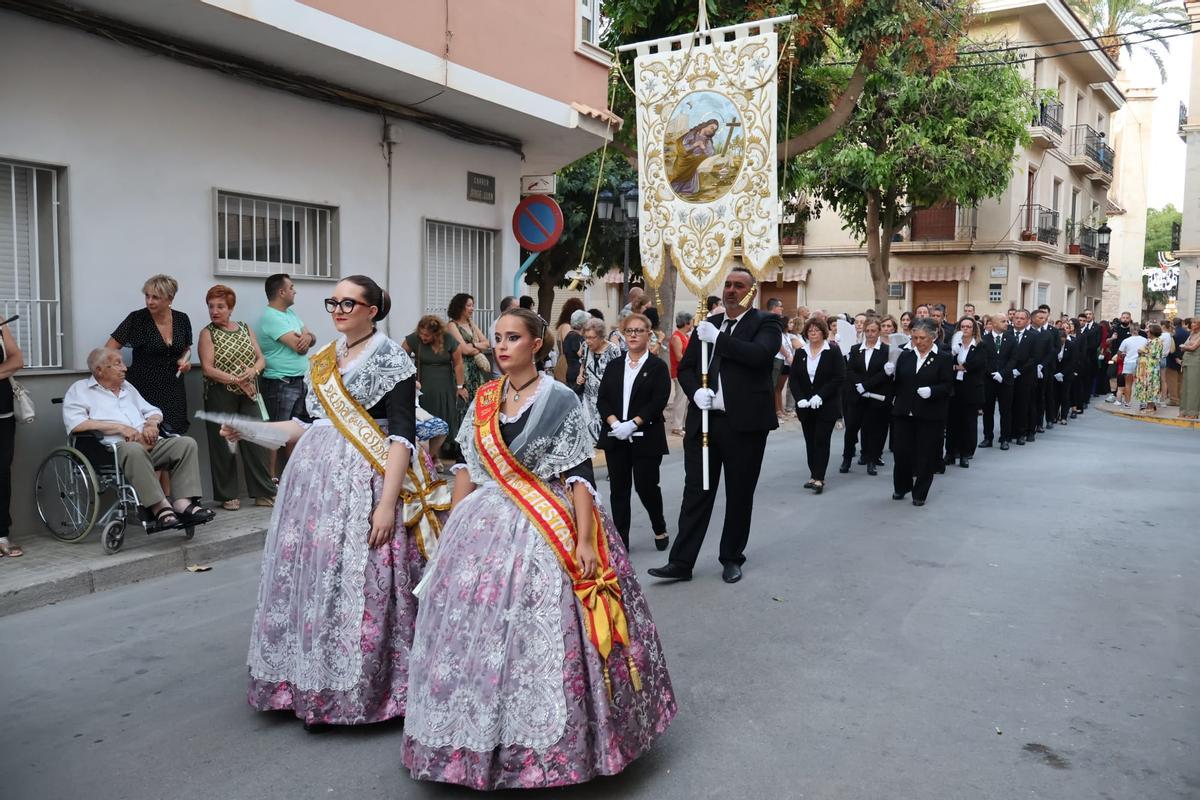 Pasión por la patrona de Novelda
