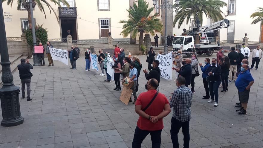 Los puesteros del Rastro de Las Palmas de Gran Canaria no abrirán en la nueva ubicación al sentirse &quot;ignorados&quot;