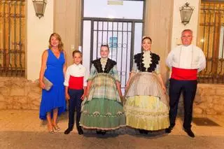 Emotiva presentación de las reinas de las fiestas de Sant Pere 2025