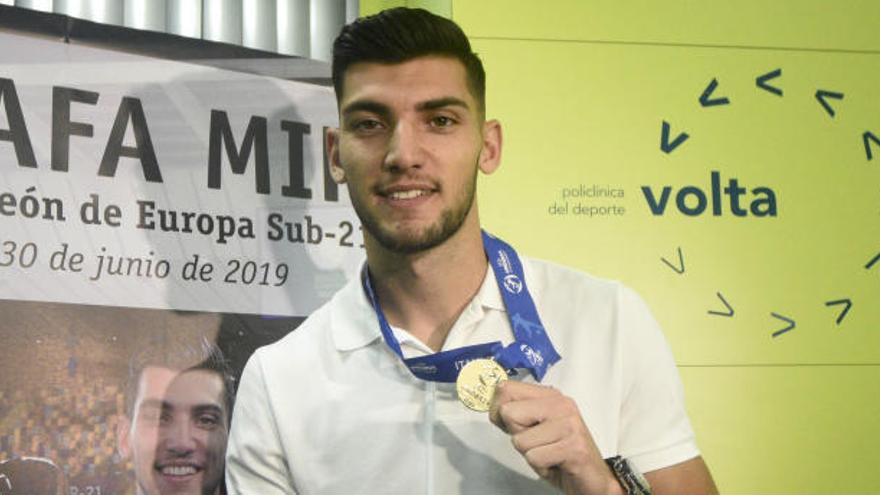 Rafa Mir vuelve al fútbol español para reforzar al Huesca