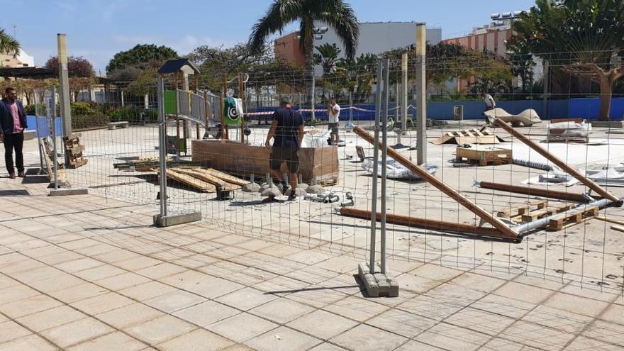 Telde comienza las obras de mejora en el parque infantil de La Barranquera