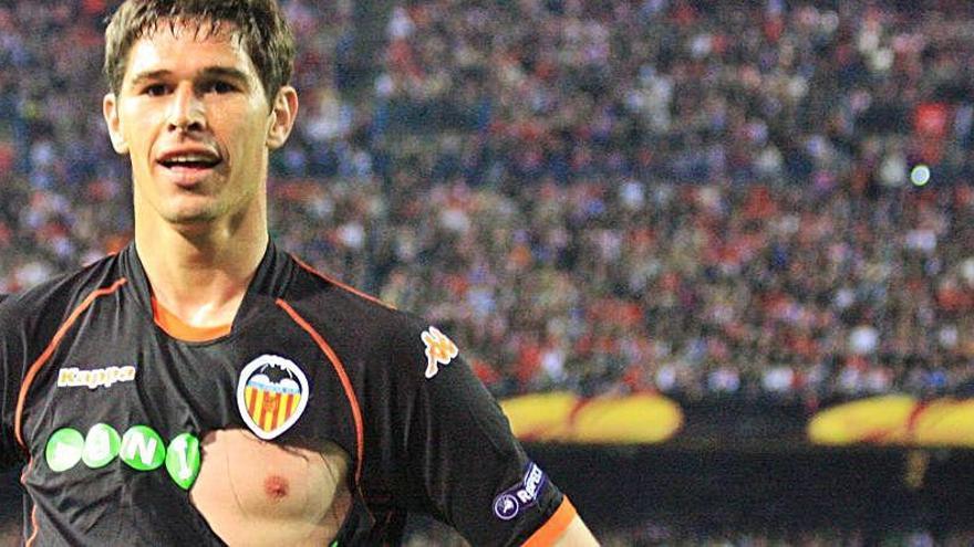 2010: El raje de César por el penalti más claro de la historia