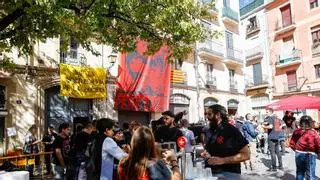 Amics de l’activista social i musical manresà Pere Camps li dispensen un homenatge un any després de la seva mort