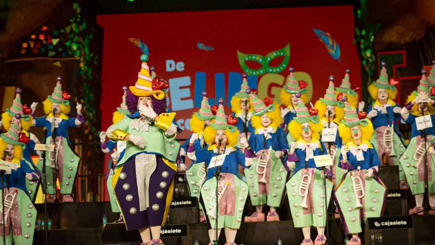 El jurado paralelo de EL DÍA califica a Charlatanas en la primera fase del Concurso de Murgas Adultas de Santa Cruz de Tenerife