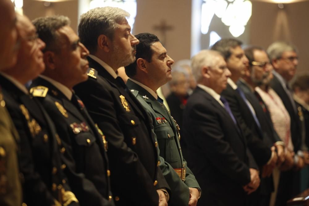 Fiesta de la Guardia Civil el día de su patrona en Gijón