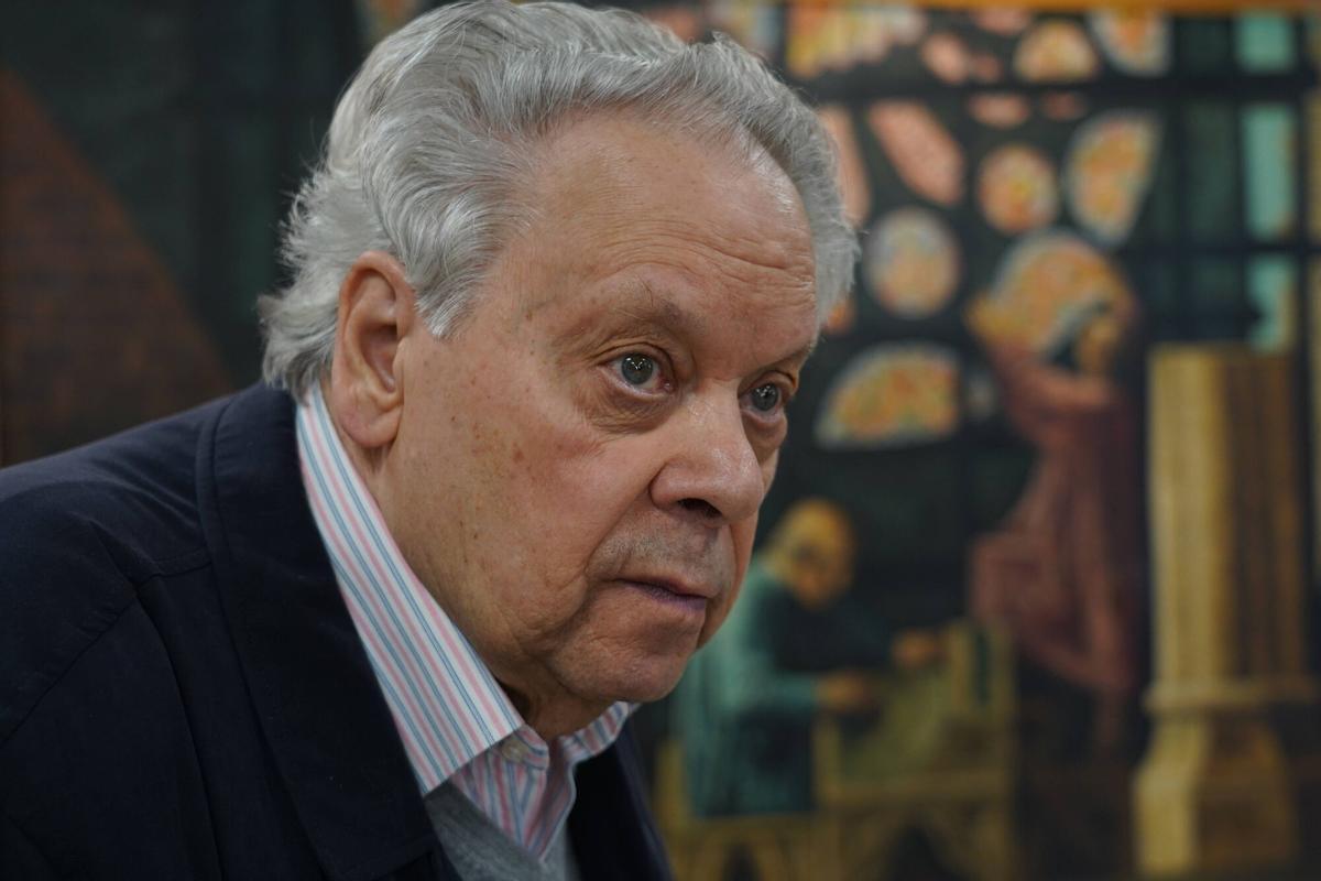 presentación de la obra 'Vidrieras de la Catedral', de Antonio Pedrero, cedida al Archivo Histórico Provincial