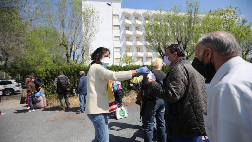 El Colegio Séneca seguirá abierto para personas sin hogar al menos hasta el 15 de junio