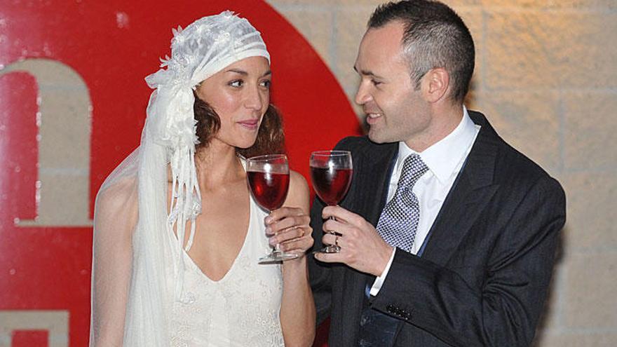 Andrés Iniesta y Anna Ortiz