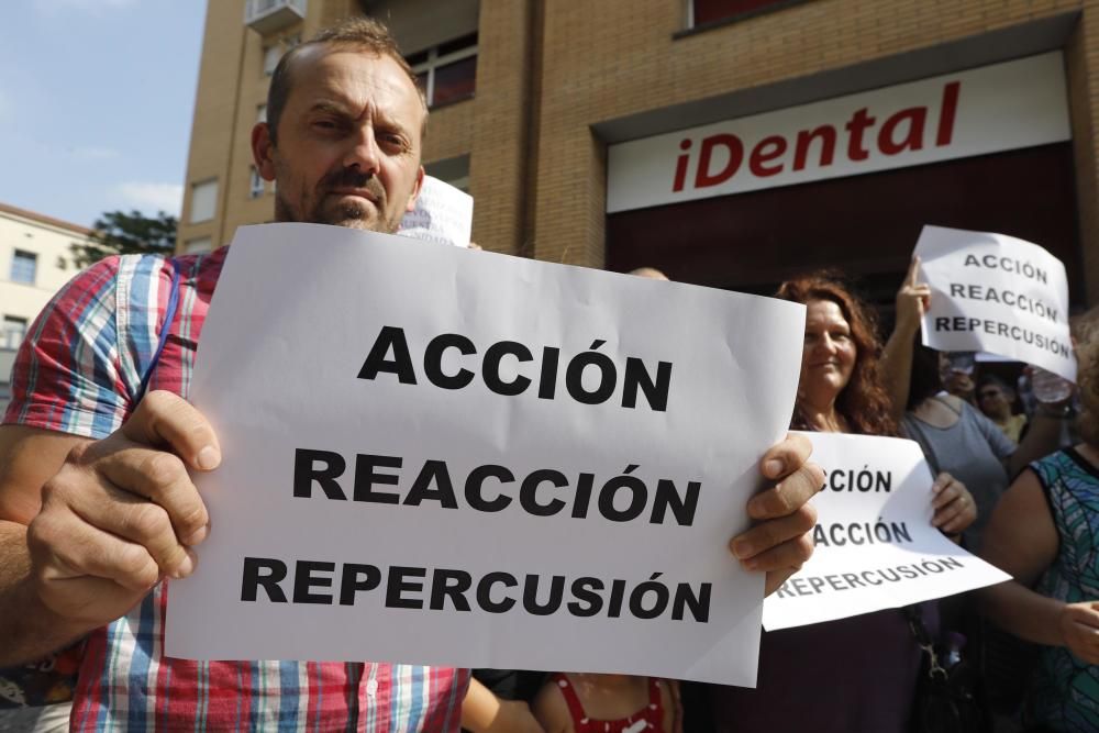 Concentració de protesta idental