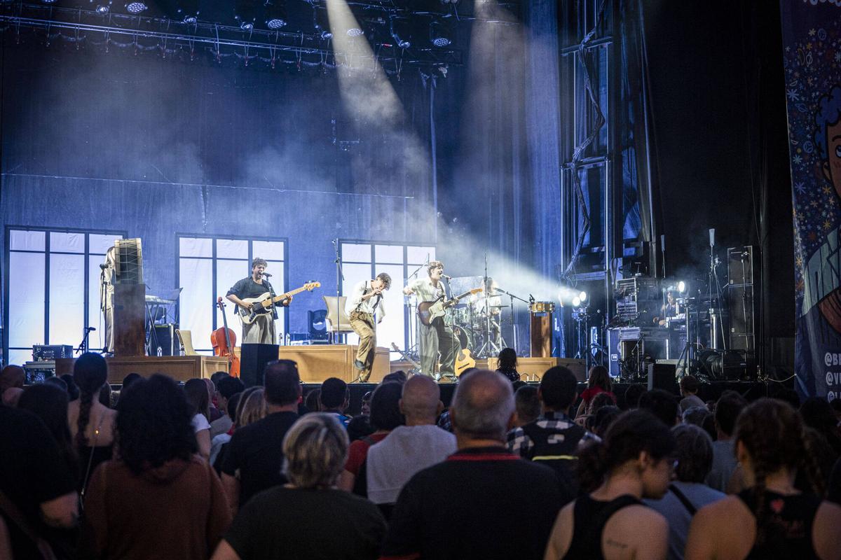 BERGA . PATUM . PASSACARRERS DISSABTE . BARRAQUES . CONCERT MAMA DOUSHA
