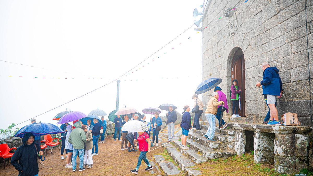 Romería de San Bartolomeu en el Monte Alba.