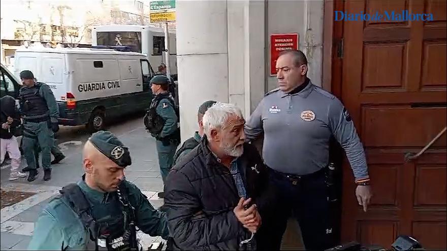 La Guardia Civil traslada al juzgado a 23 detenidos en la operación antidroga entre grandes medidas de seguridad