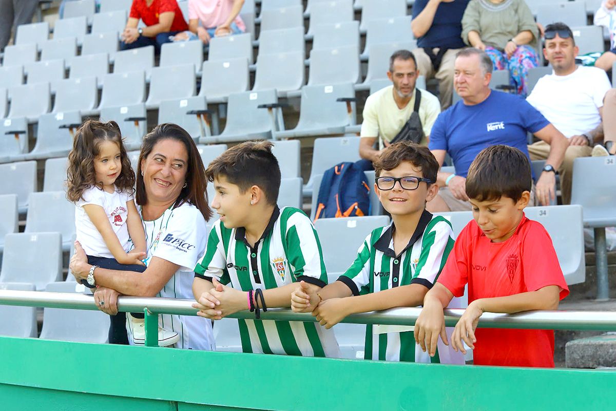 Las imágenes de la afición del Córdoba CF - Talavera