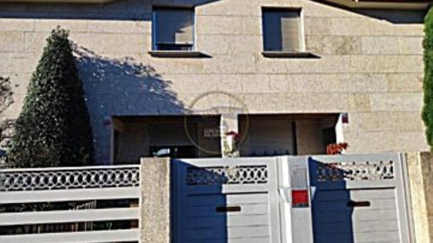 750.000 € Venta de casa en Matamá (Vigo) 580 m2, 8 habitaciones, 5 baños, 1.293 €/m2...