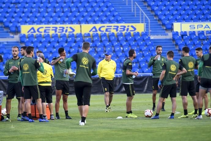 DEPORTES 05-03-19  LAS PALMAS DE GRAN CANARIA.  Primer entrenamiento de Pepe Mel. FOTOS: JUAN CASTRO