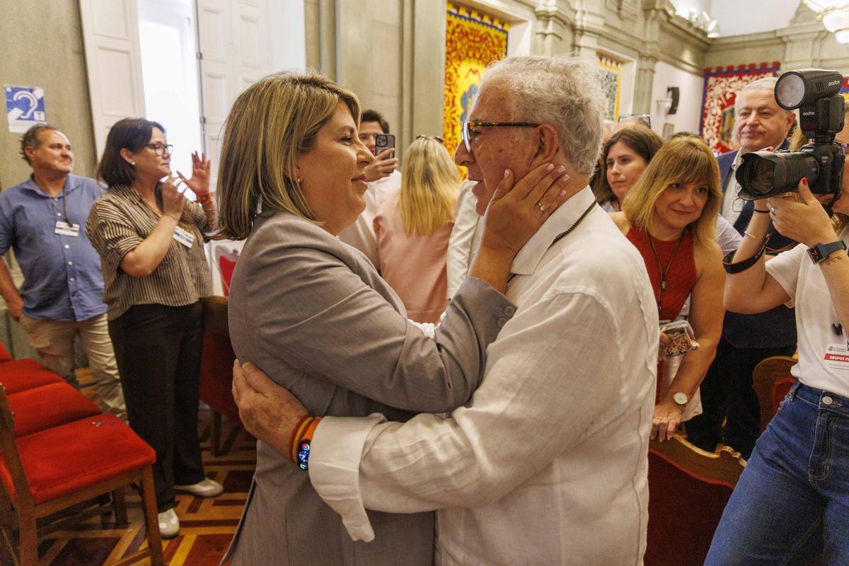 Las imágenes del debate y votación de la moción de censura en Cartagena